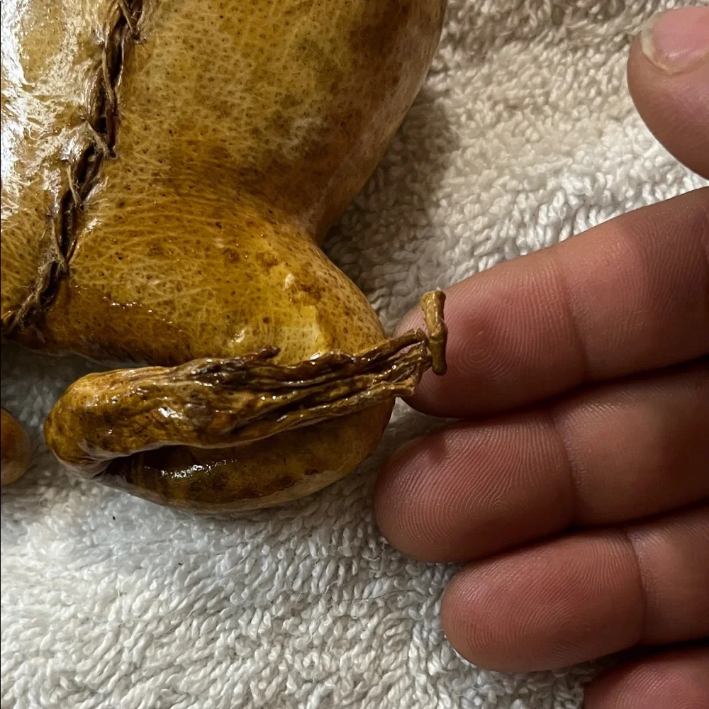 Realistic Brown Toad Ornament for Reptile Enclosures